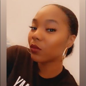 Meet your Posher, Jasmine